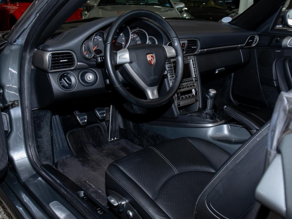 2006 Porsche 911 - $52,997