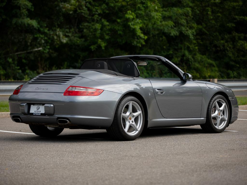 2006 Porsche 911 - $52,997