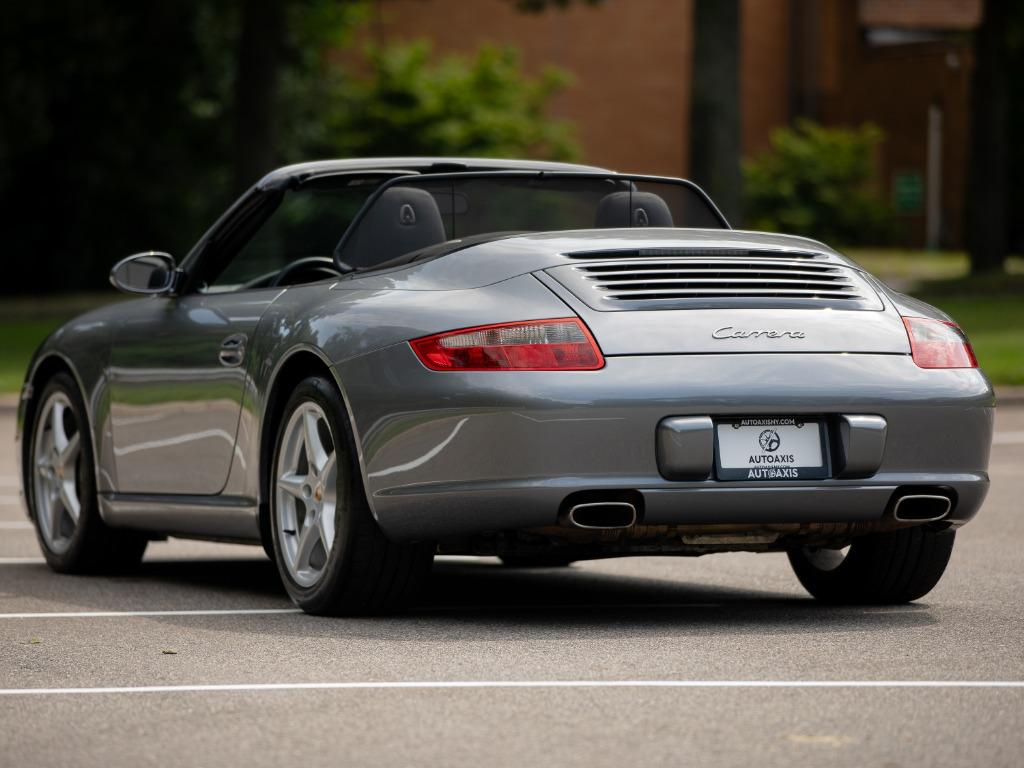 2006 Porsche 911 - $52,997