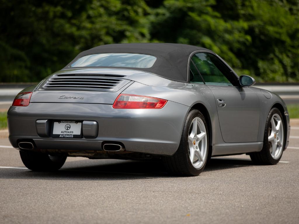 2006 Porsche 911 - $52,997