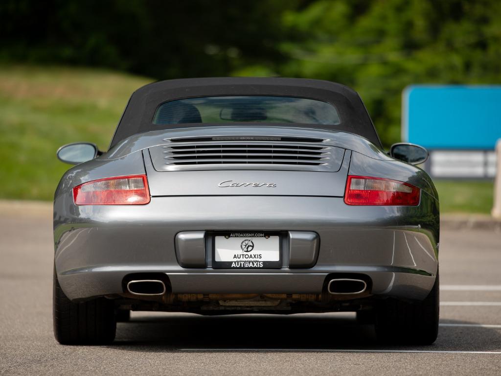 2006 Porsche 911 - $52,997