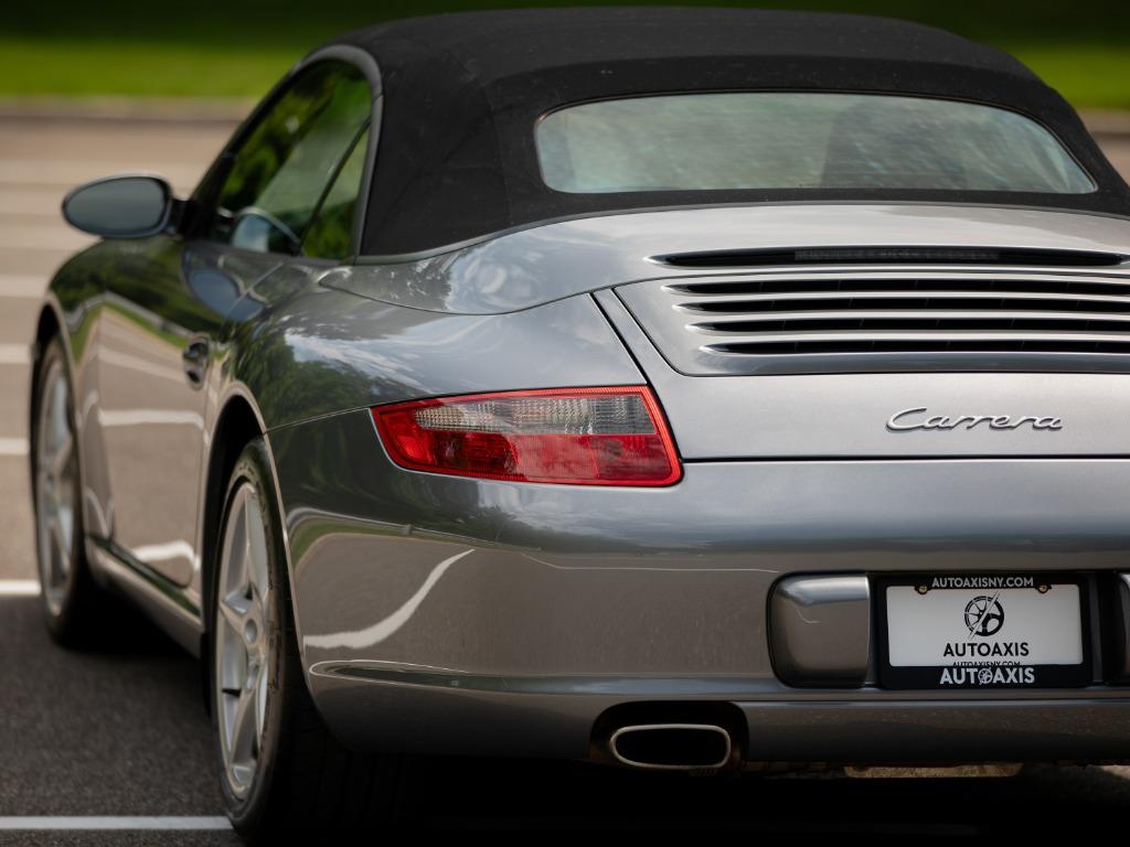 2006 Porsche 911 - $52,997