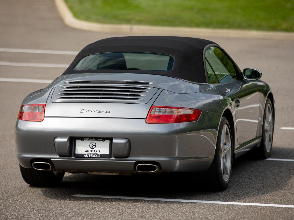 2006 Porsche 911 - $52,997