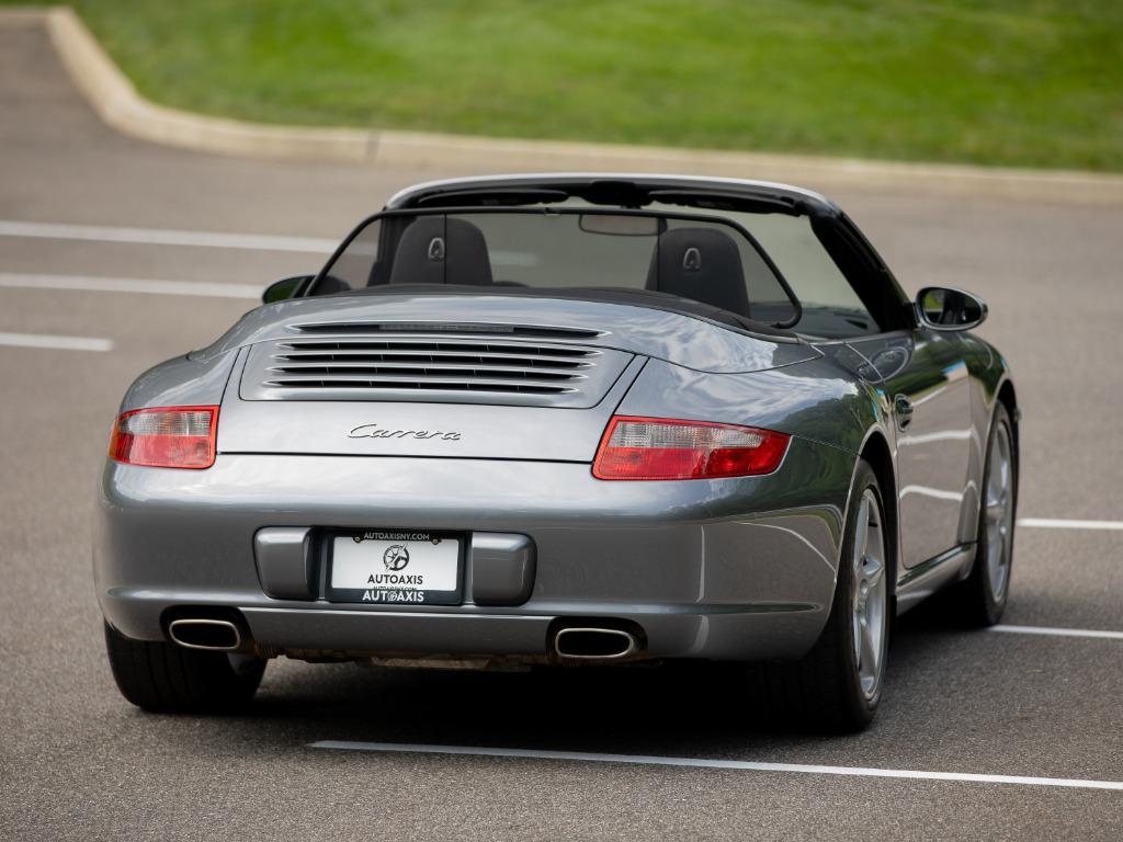 2006 Porsche 911 - $52,997