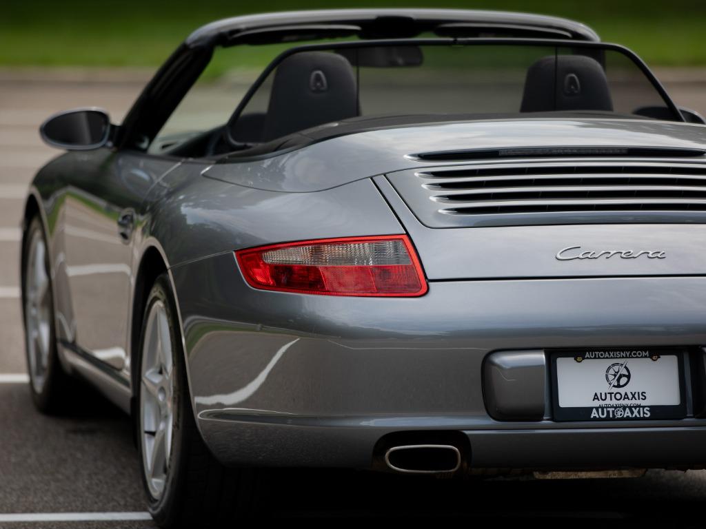 2006 Porsche 911 - $52,997