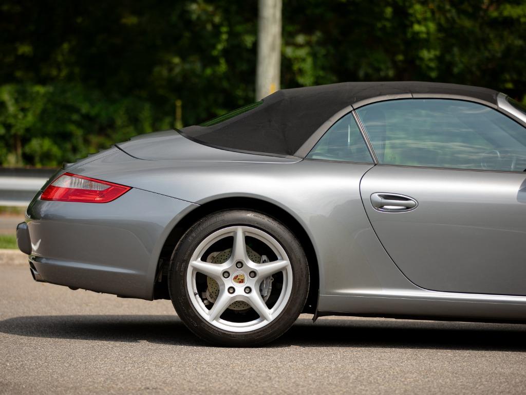 2006 Porsche 911 - $52,997