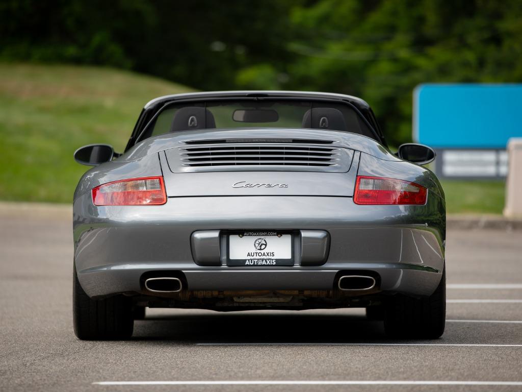 2006 Porsche 911 - $52,997