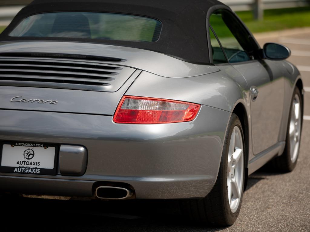 2006 Porsche 911 - $52,997
