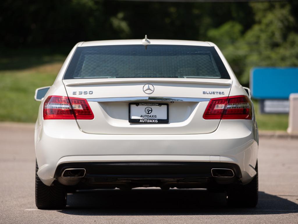 2011 Mercedes-Benz E-Class - $19,842
