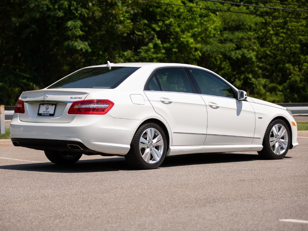 2011 Mercedes-Benz E-Class - $19,842