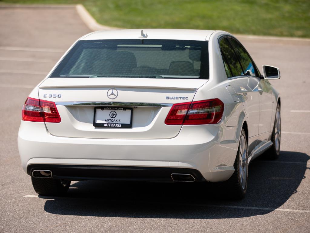 2011 Mercedes-Benz E-Class - $19,842