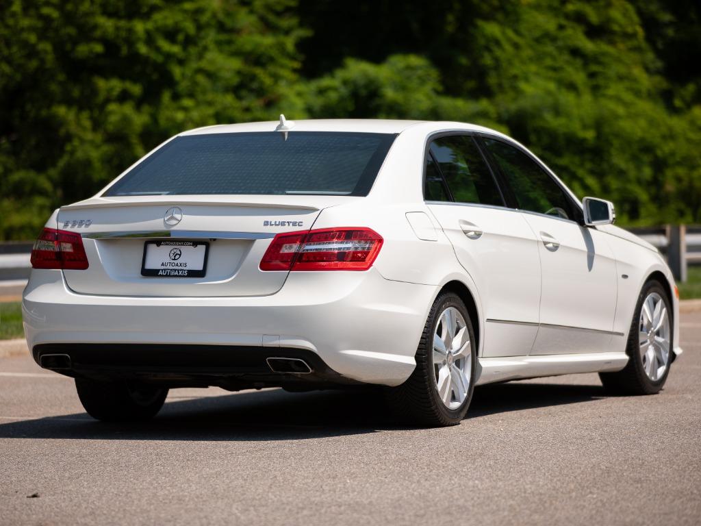2011 Mercedes-Benz E-Class - $19,842