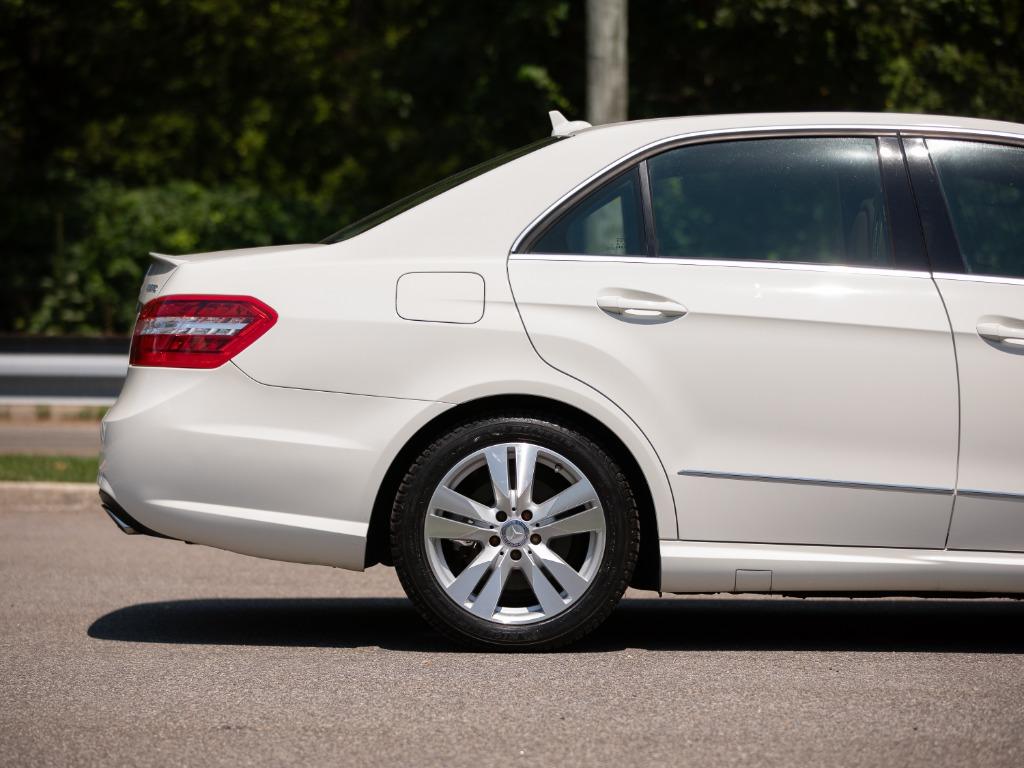 2011 Mercedes-Benz E-Class - $19,842