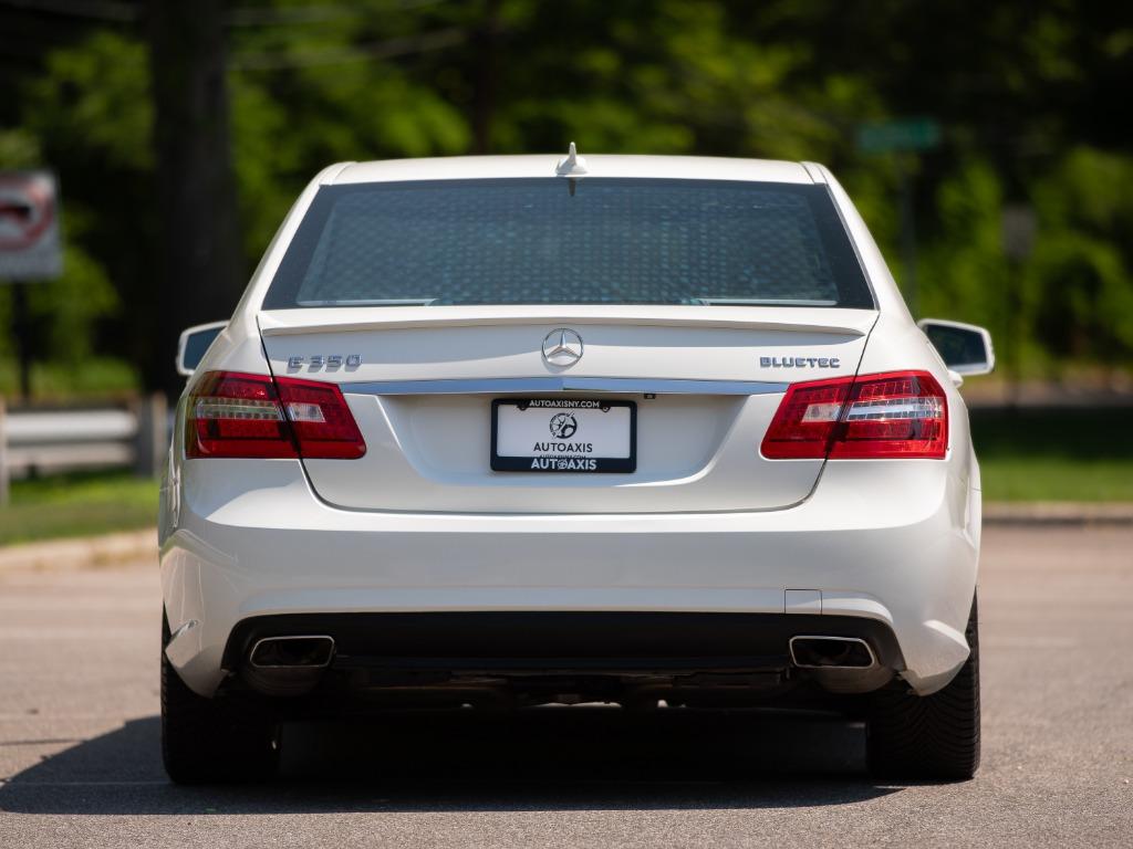 2011 Mercedes-Benz E-Class - $19,842