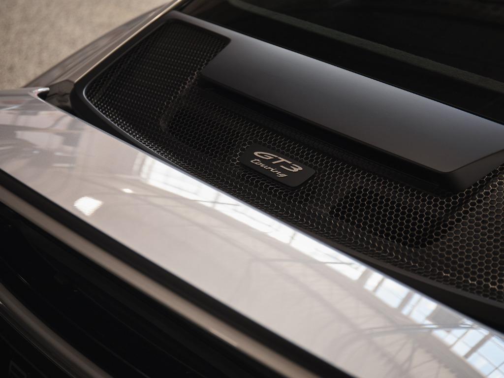 2026 Porsche 911 - $369,992