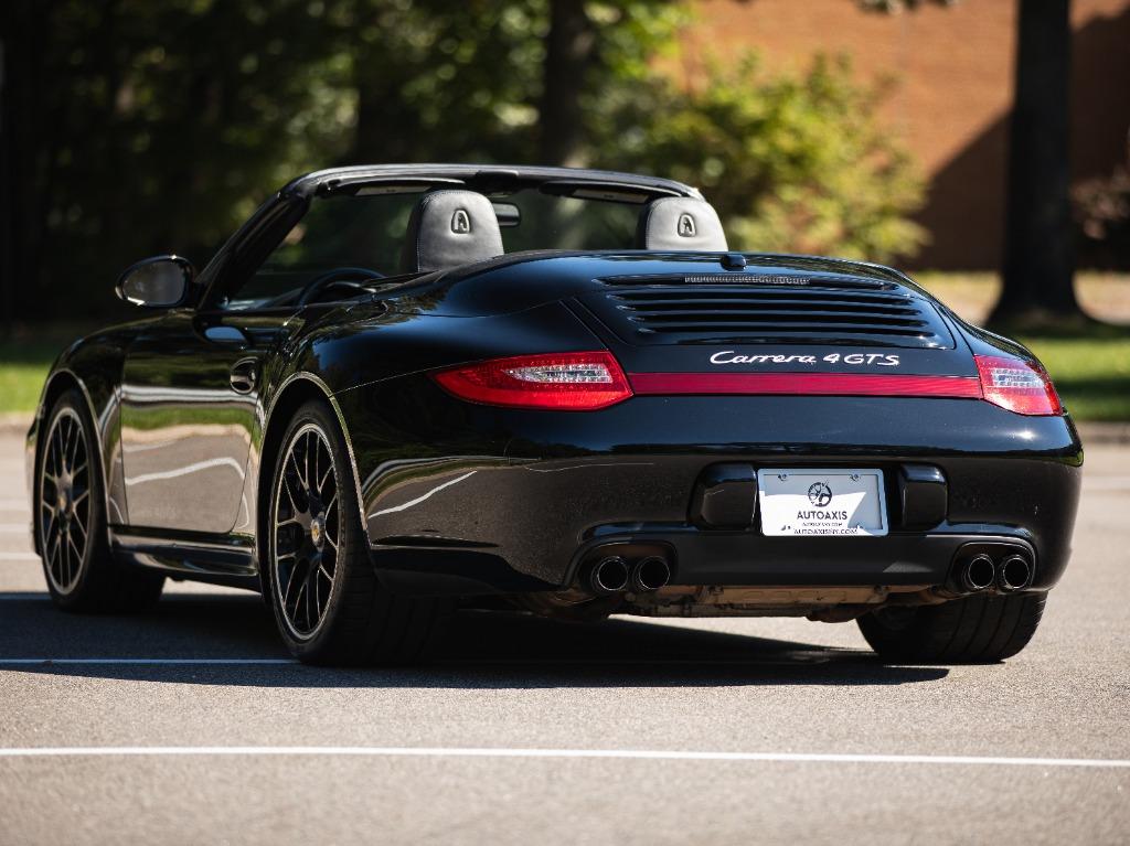 2012 Porsche 911 - $79,997