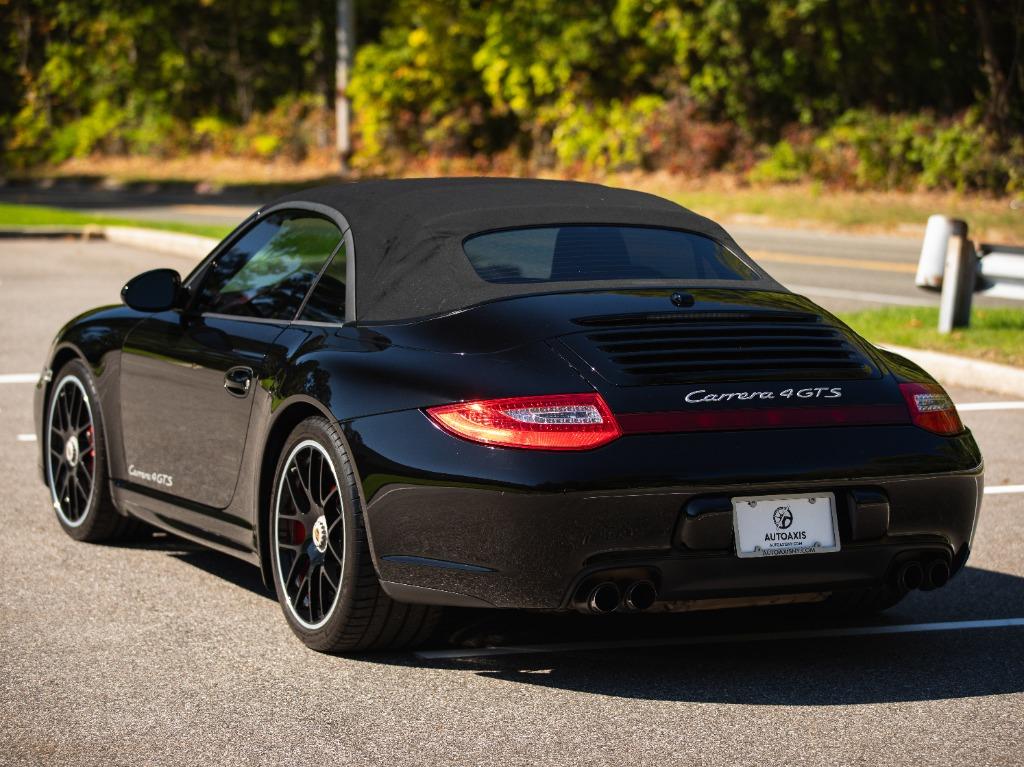 2012 Porsche 911 - $79,997