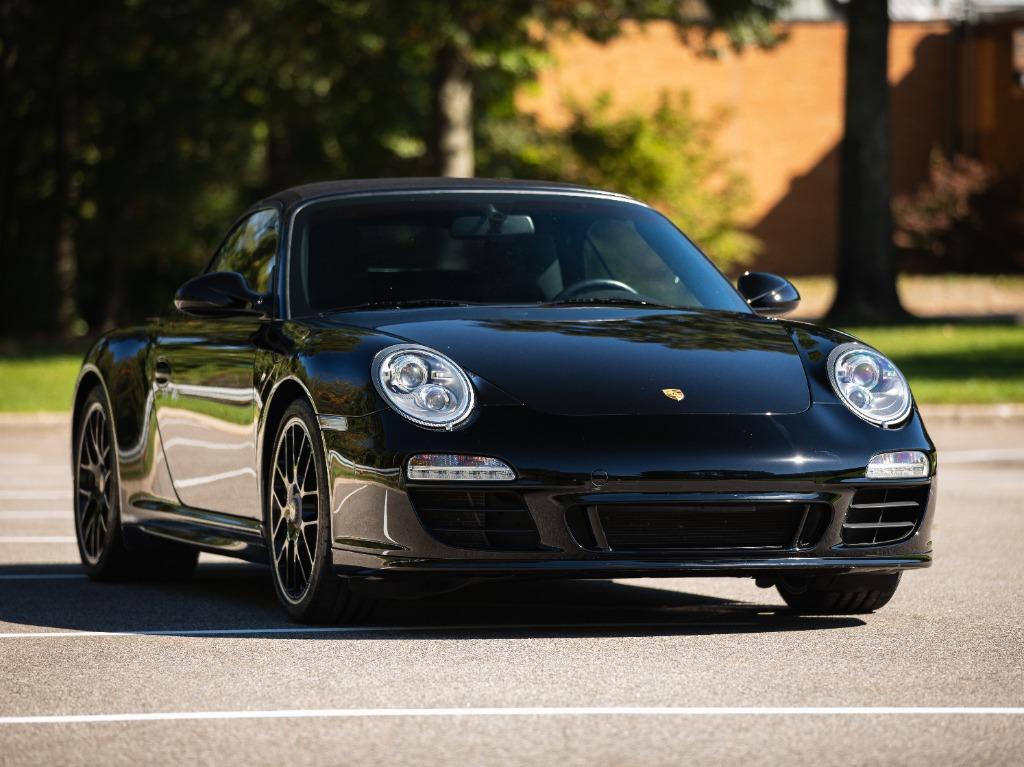 2012 Porsche 911 - $79,997