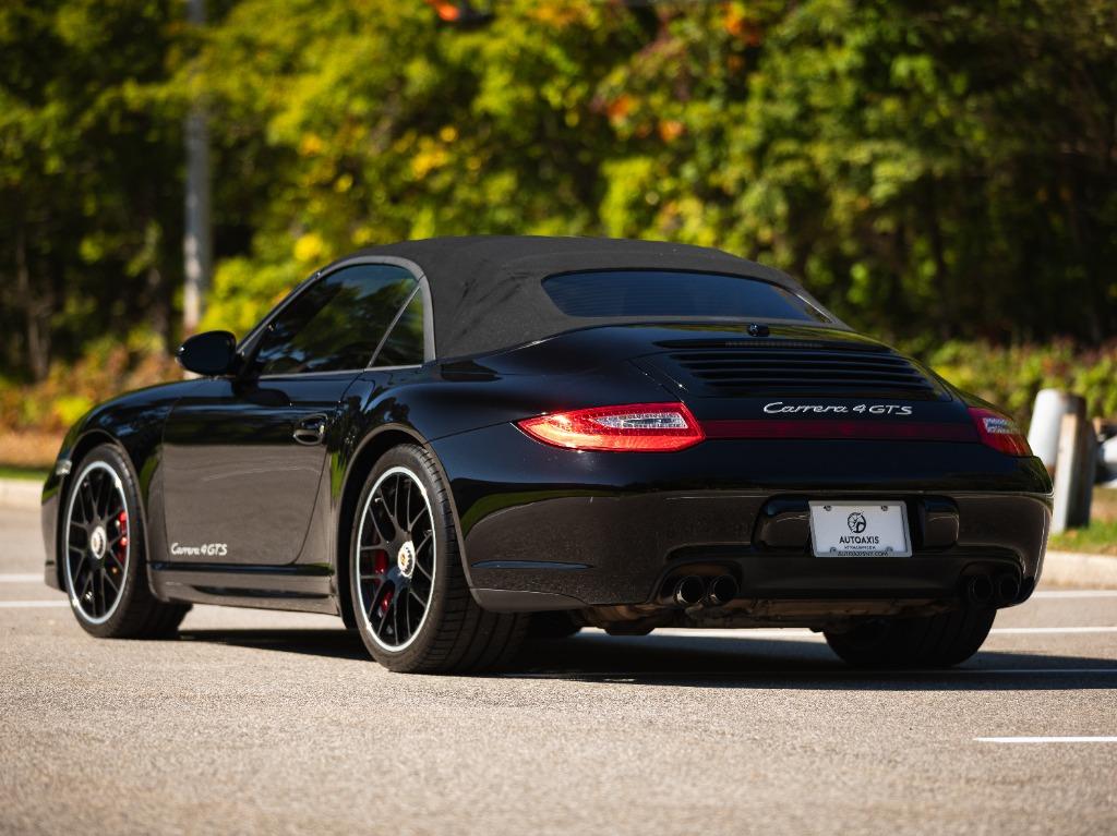 2012 Porsche 911 - $79,997