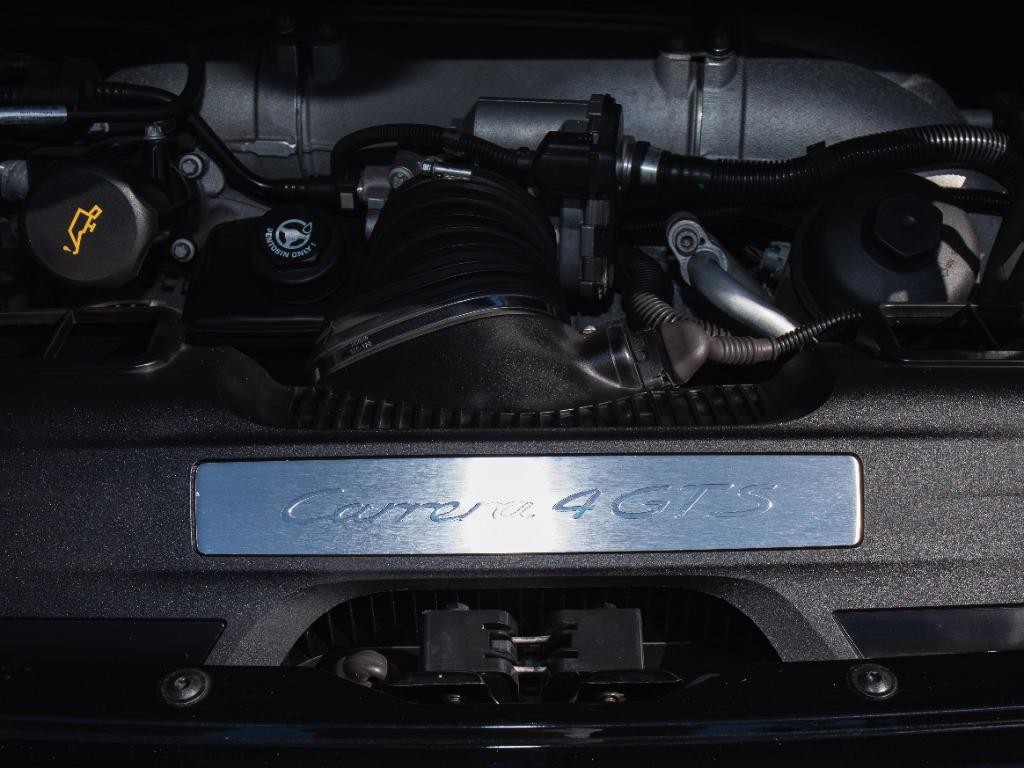 2012 Porsche 911 - $79,997