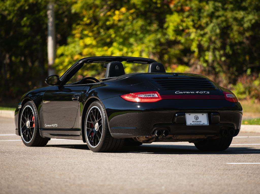 2012 Porsche 911 - $79,997