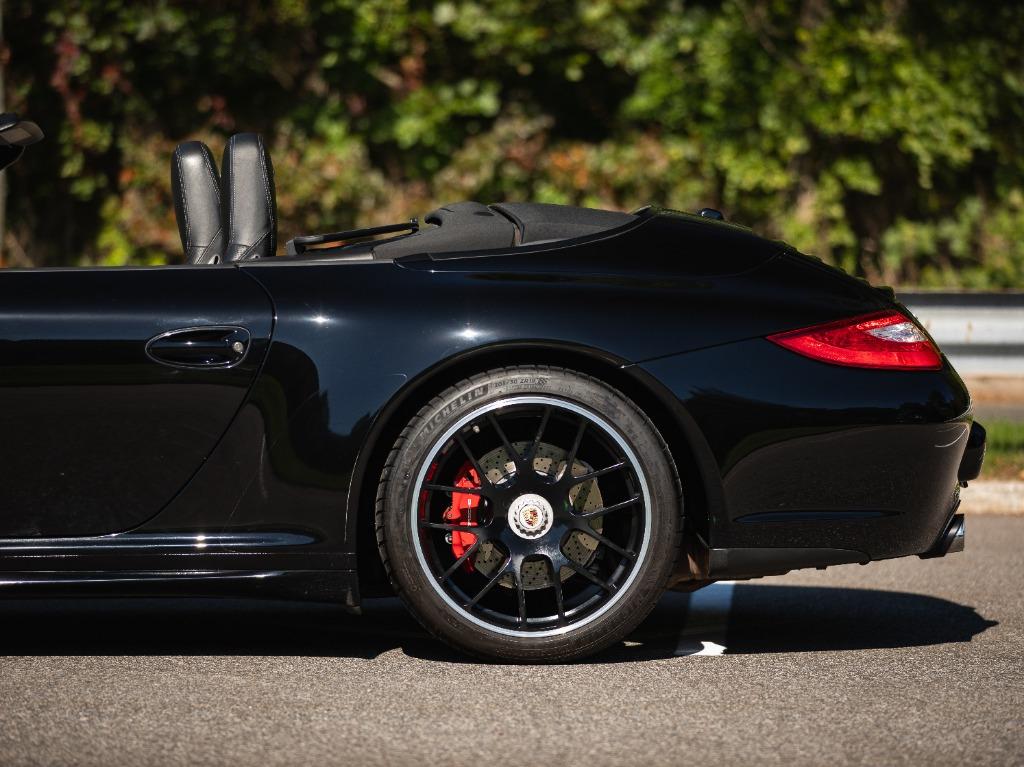 2012 Porsche 911 - $79,997