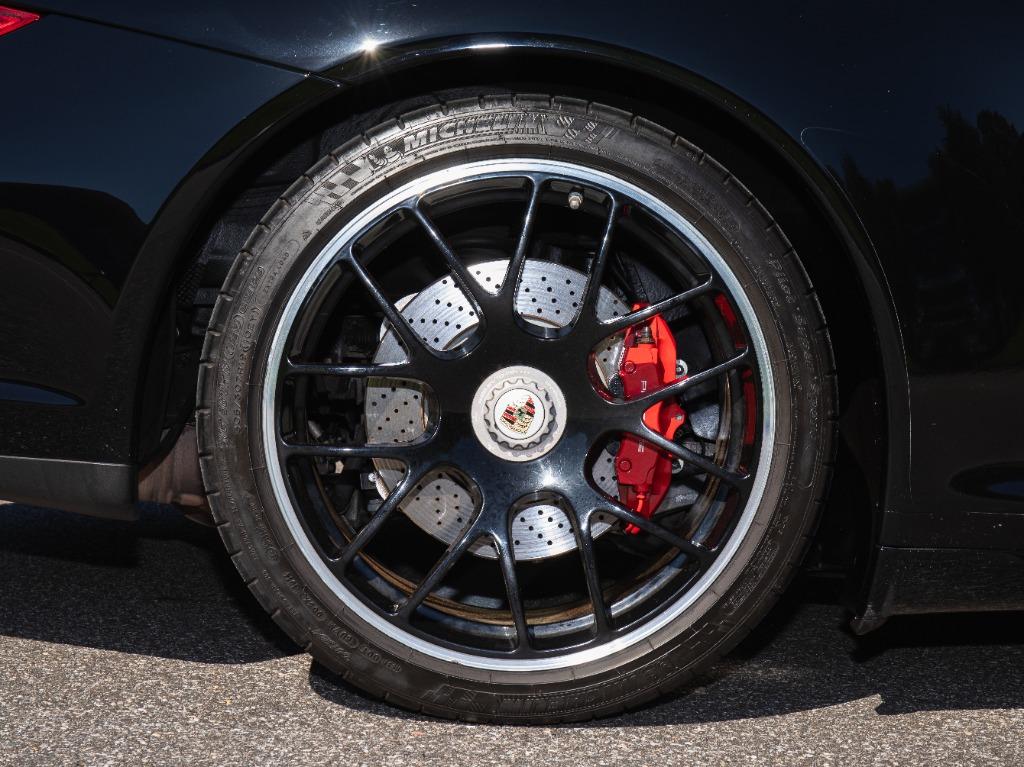 2012 Porsche 911 - $79,997