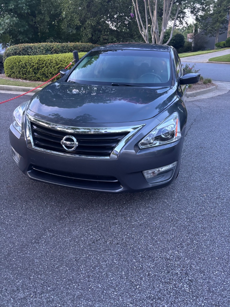 2013 Nissan Altima - $7,888