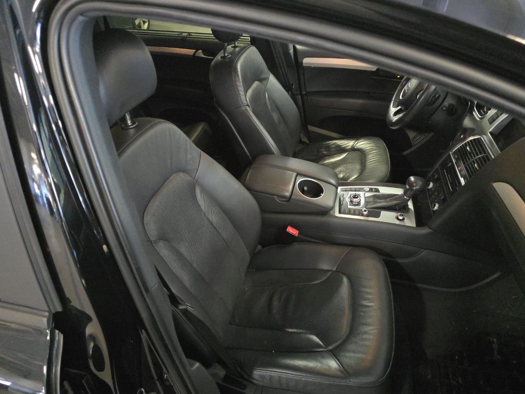 2015 Audi Q7 - $9,999
