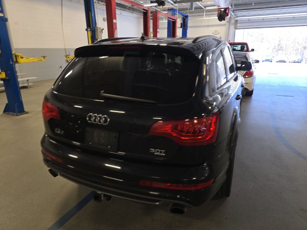 2015 Audi Q7 - $9,999