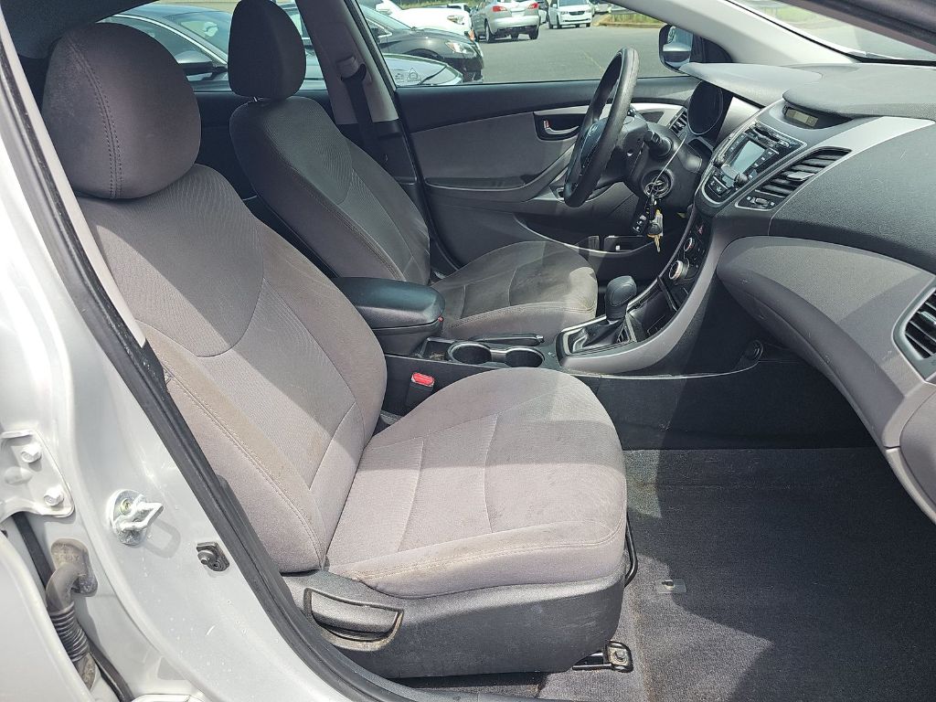 2015 Hyundai Elantra - $6,299