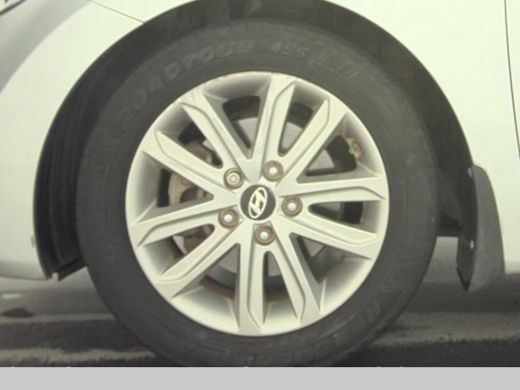 2015 Hyundai Elantra - $6,299