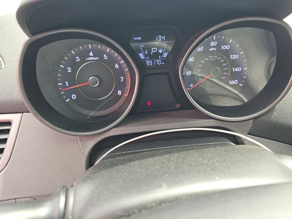 2015 Hyundai Elantra - $6,299
