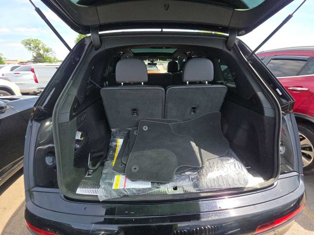 2019 Audi Q7 - $25,999