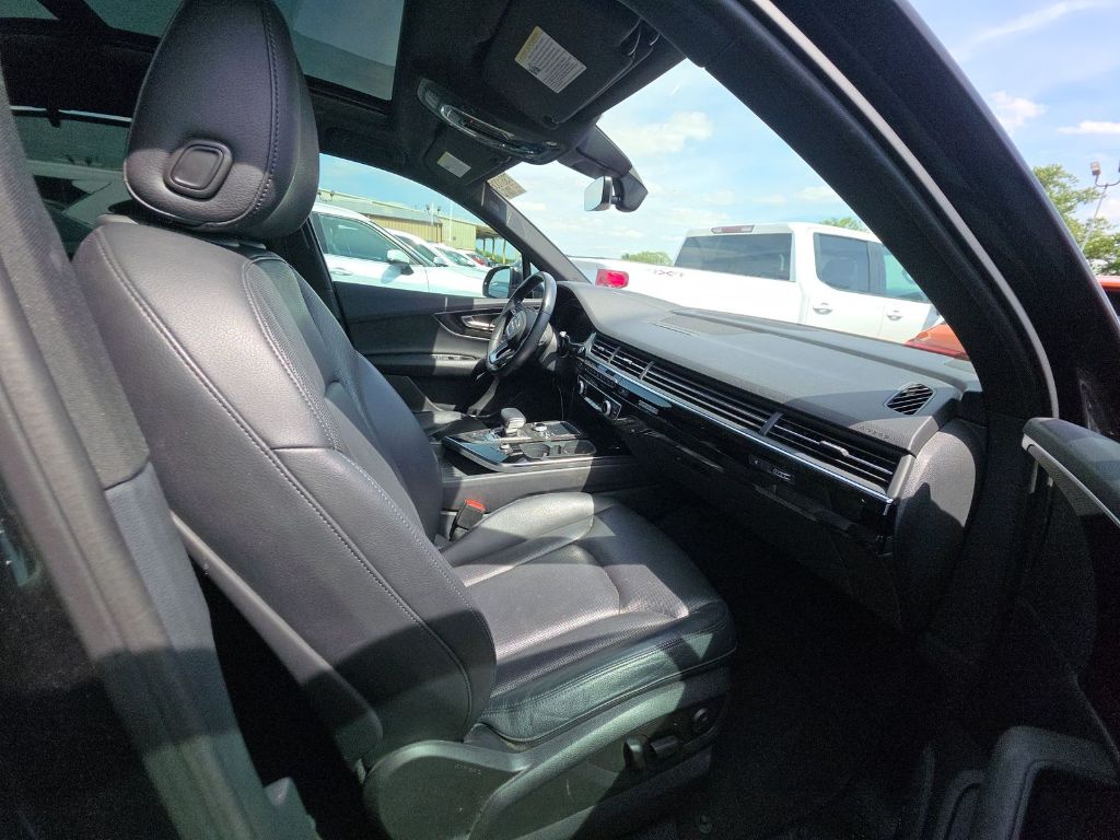 2019 Audi Q7 - $25,999