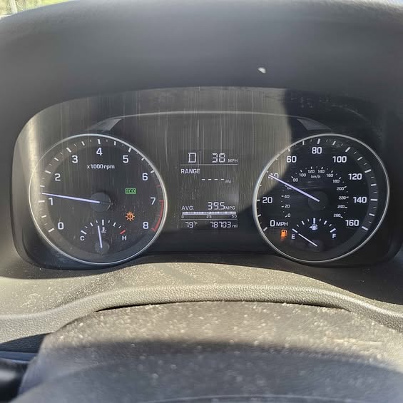 2017 Hyundai Elantra - $9,199