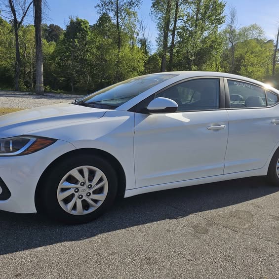 2017 Hyundai Elantra - $9,199