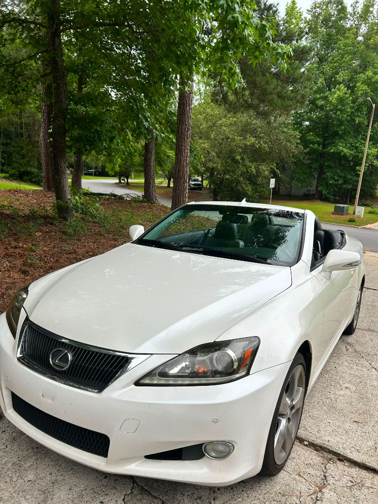 2011 Lexus IS - $9,999