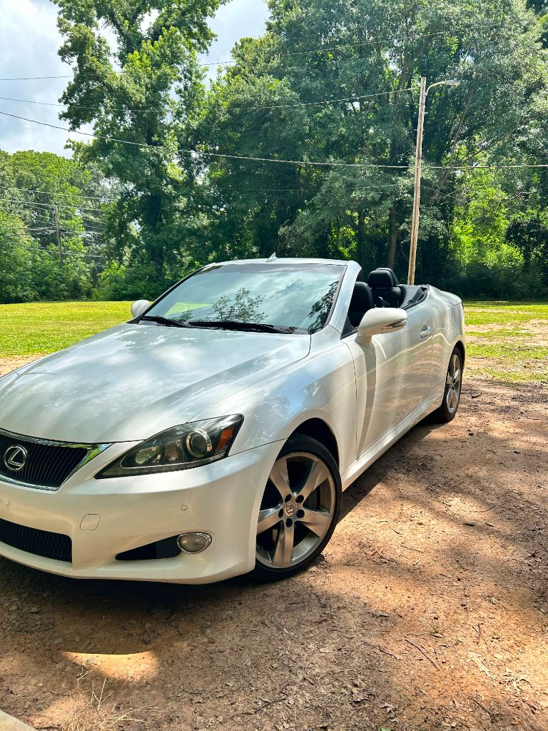 2011 Lexus IS - $9,999