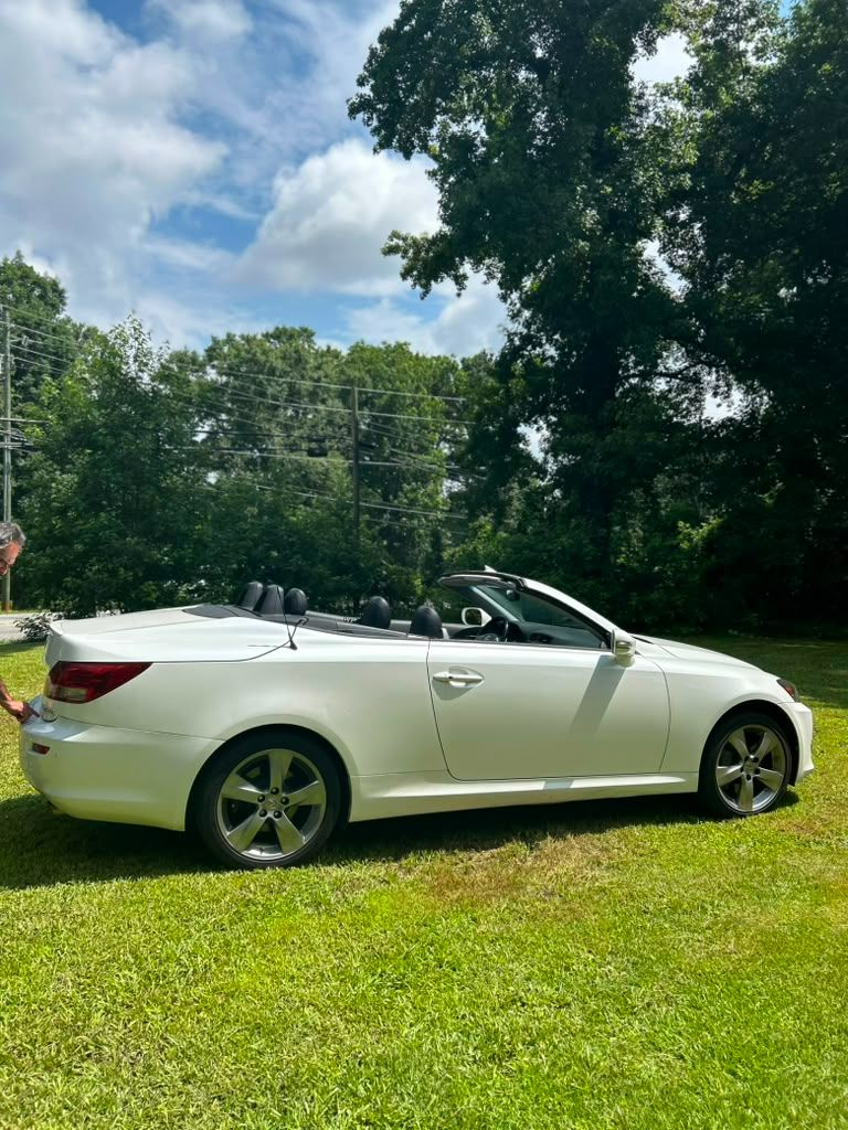 2011 Lexus IS - $9,999