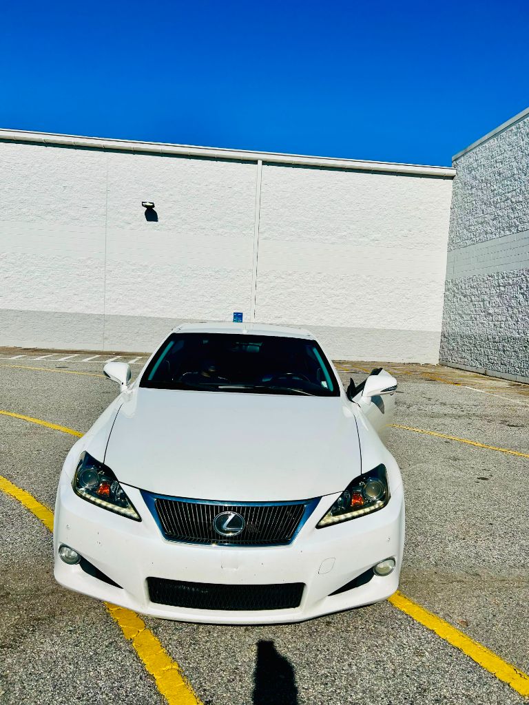 2011 Lexus IS - $9,999