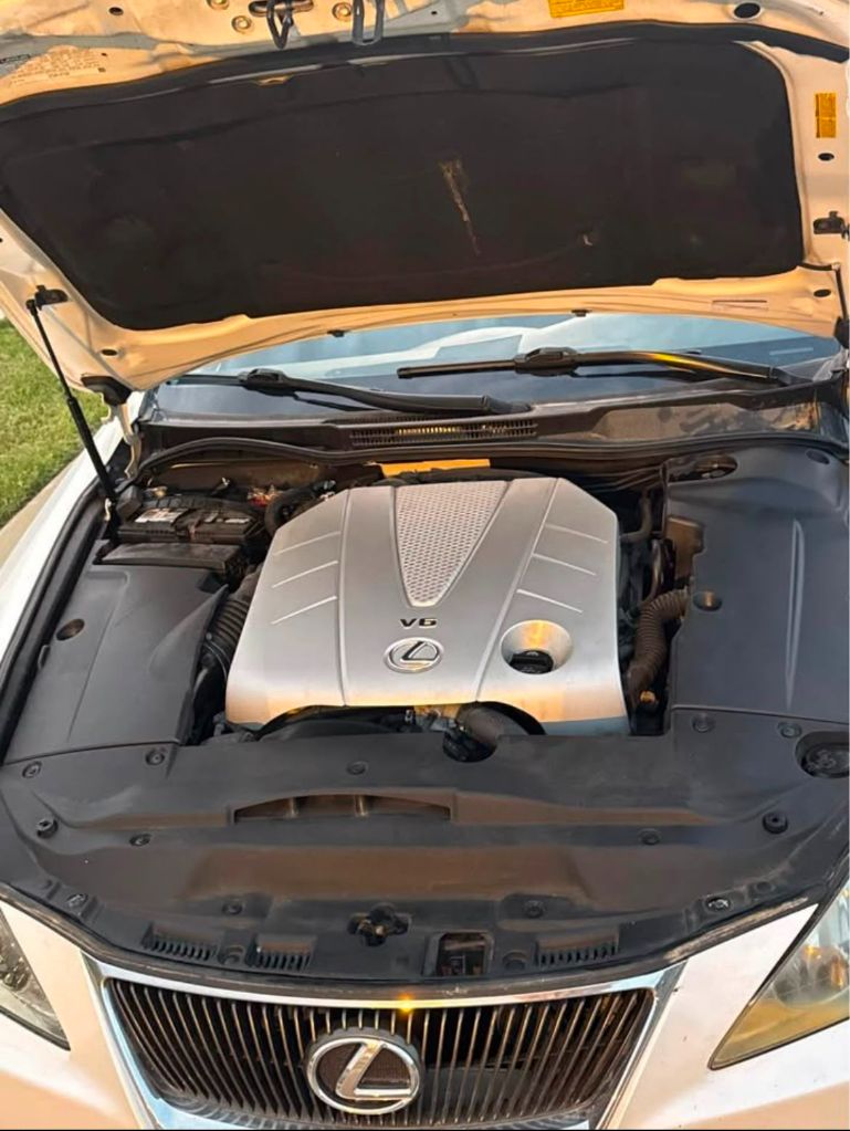 2011 Lexus IS - $9,999