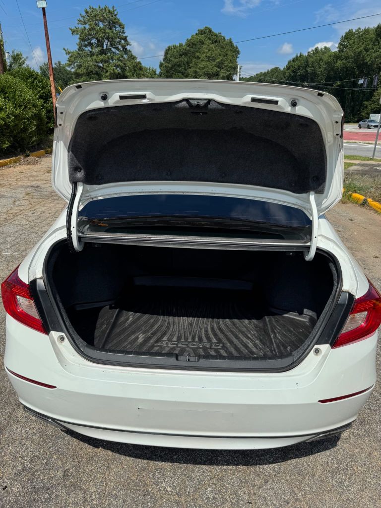 2019 Honda Accord - $17,999