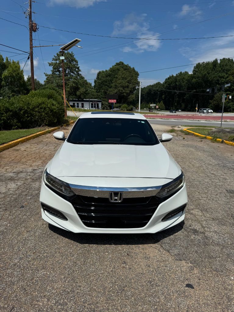 2019 Honda Accord - $17,999
