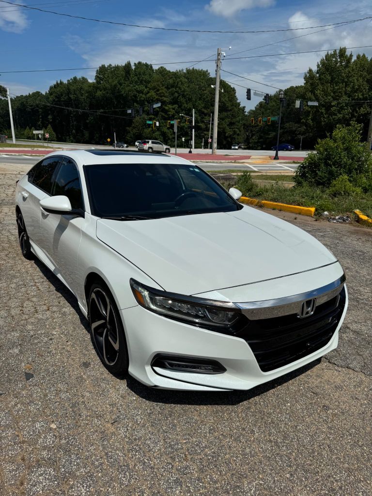 2019 Honda Accord - $17,999