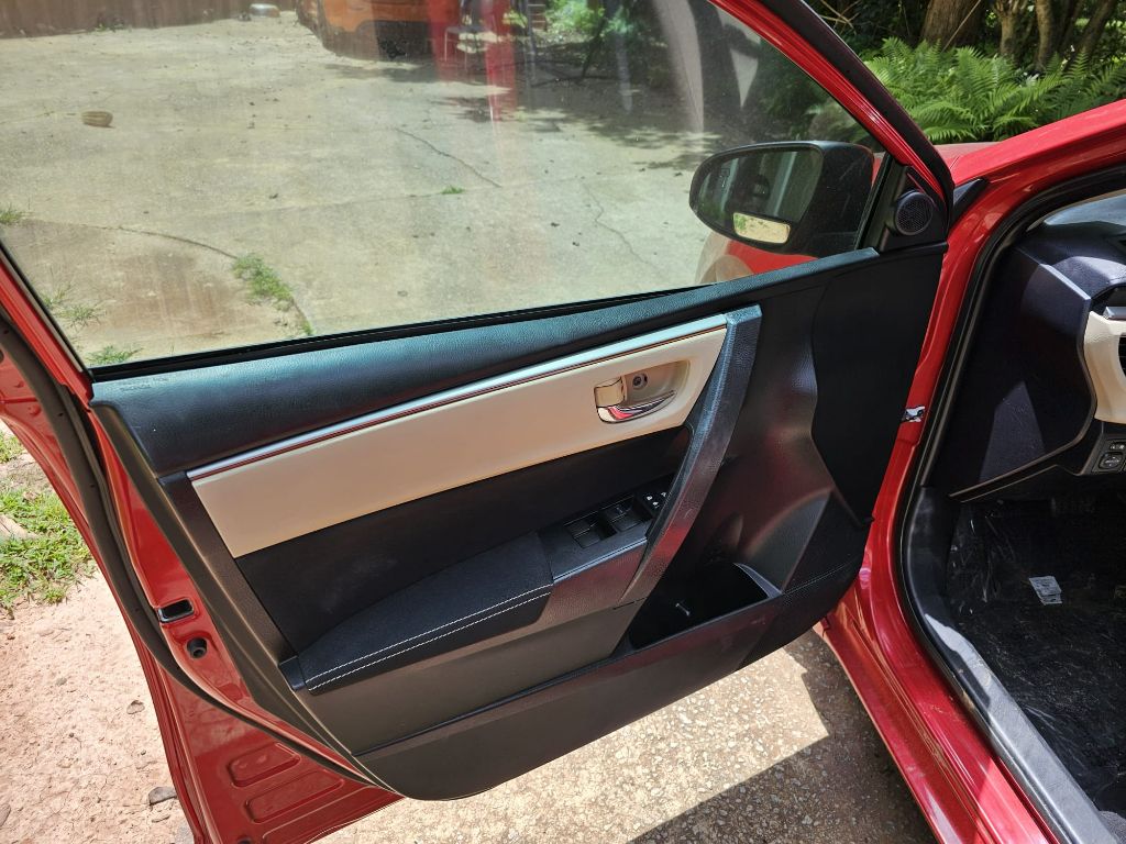 2015 Toyota Corolla - $8,599