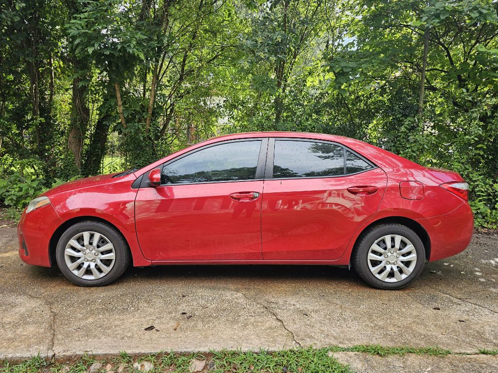 2015 Toyota Corolla - $8,599