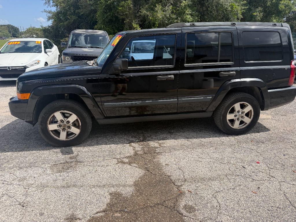2006 Jeep Commander - $1,799
