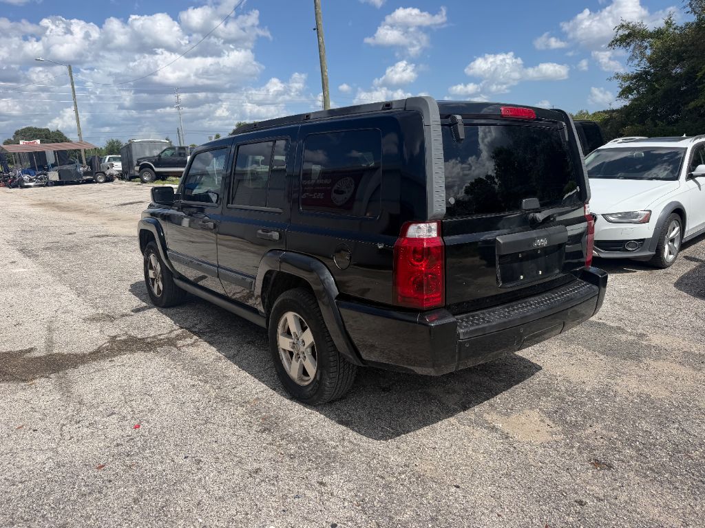 2006 Jeep Commander - $1,799