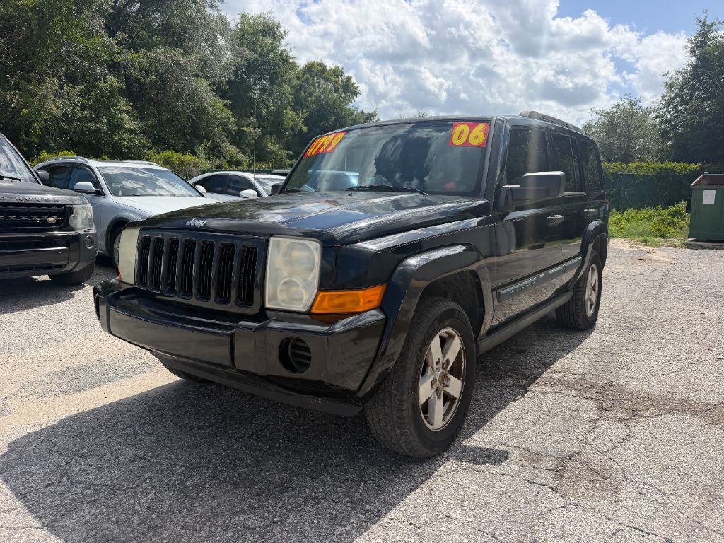 2006 Jeep Commander - $1,799